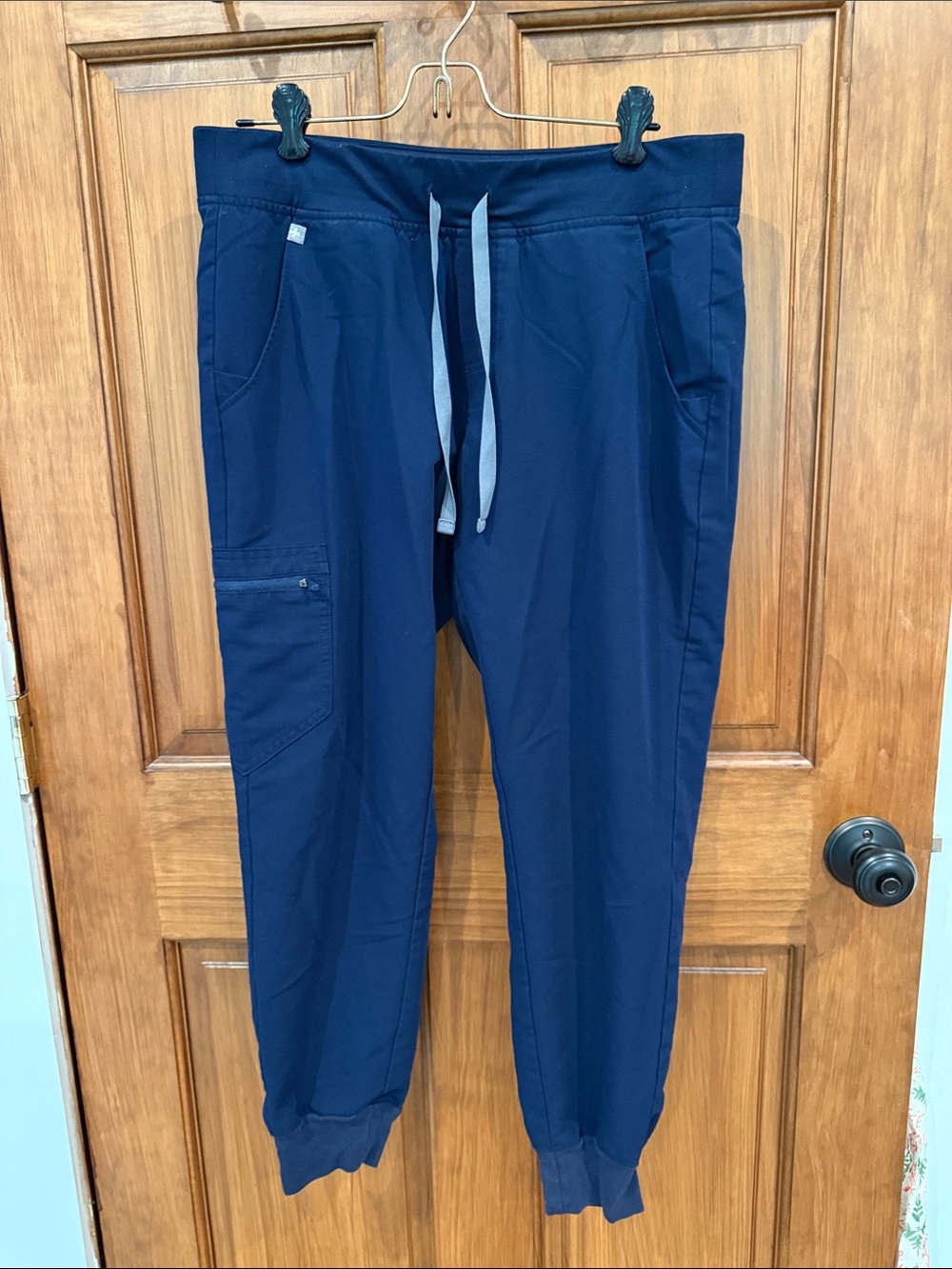 Figs Women’s  Navy Drawstring Jogger Pants, size petite medium